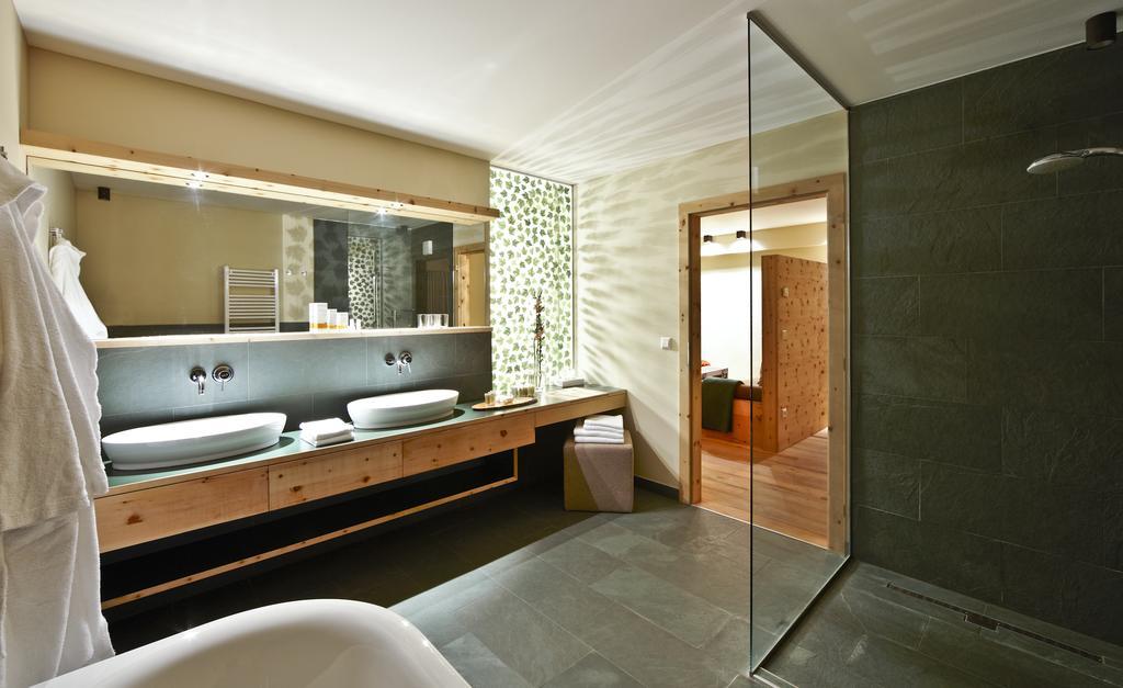 Arosea Life Balance Hotel Santa Valburga Extérieur photo